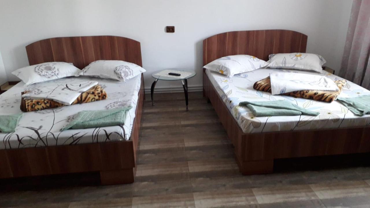 Casa Ionita Appartement Două Mai Buitenkant foto